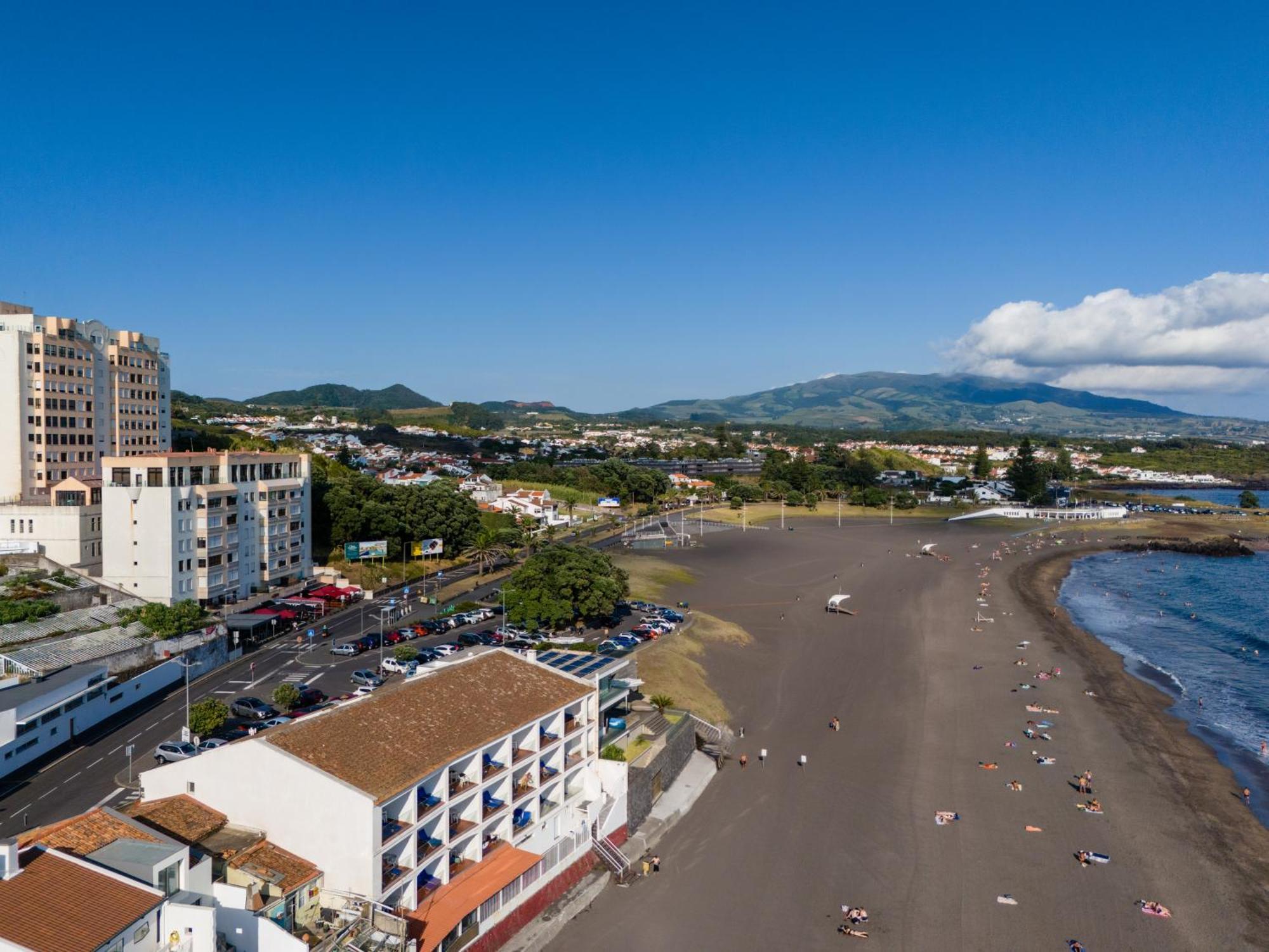 Beachfront Amazing Location - 19Th Hole 蓬塔德尔加达 外观 照片